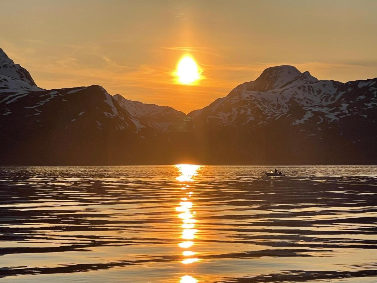 Skittenelv Lodge & Camping Tromso Luaran gambar