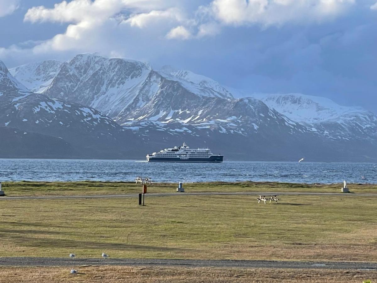 Skittenelv Lodge & Camping Tromso Luaran gambar